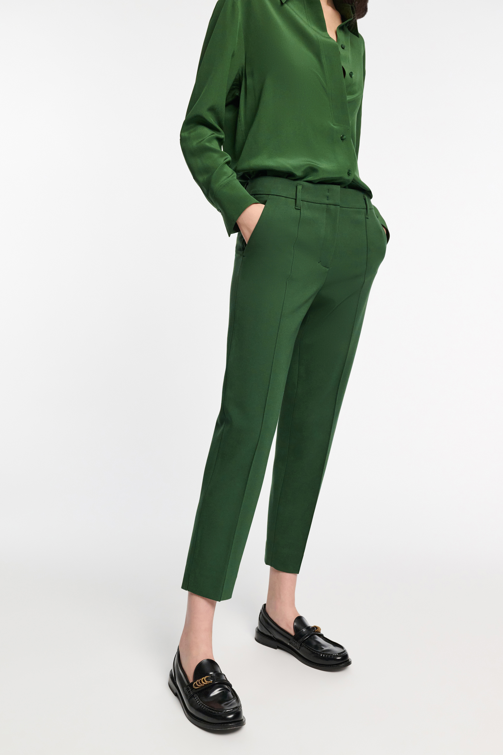 Dorothee Schumacher Zigarettenhose aus Punto Milano gras green