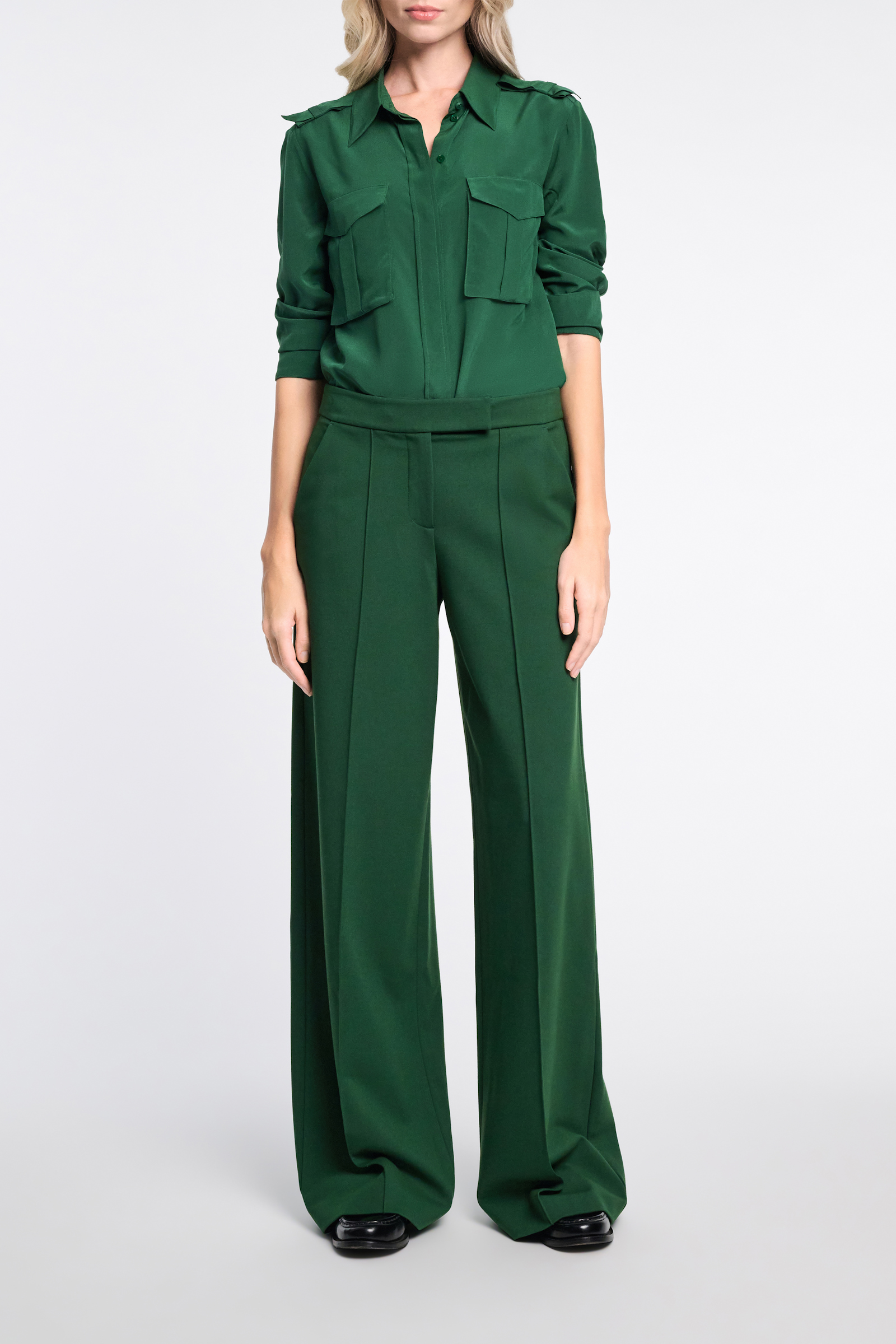 Dorothee Schumacher Seidenbluse aus Crêpe de Chine gras green