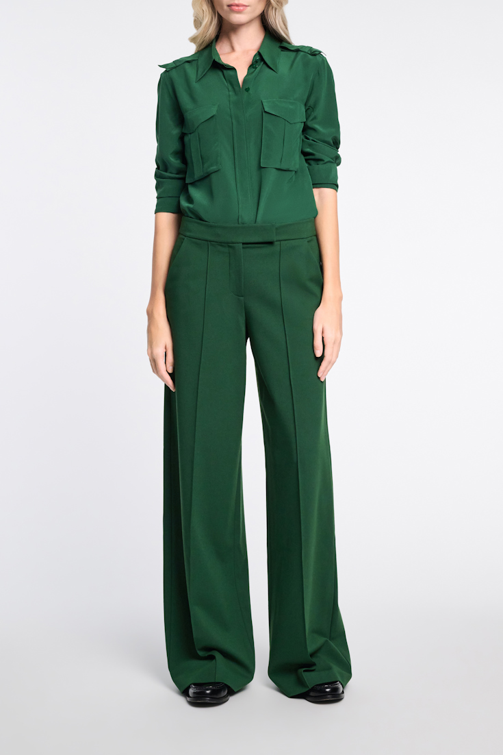 Dorothee Schumacher Seidenbluse aus Crêpe de Chine gras green