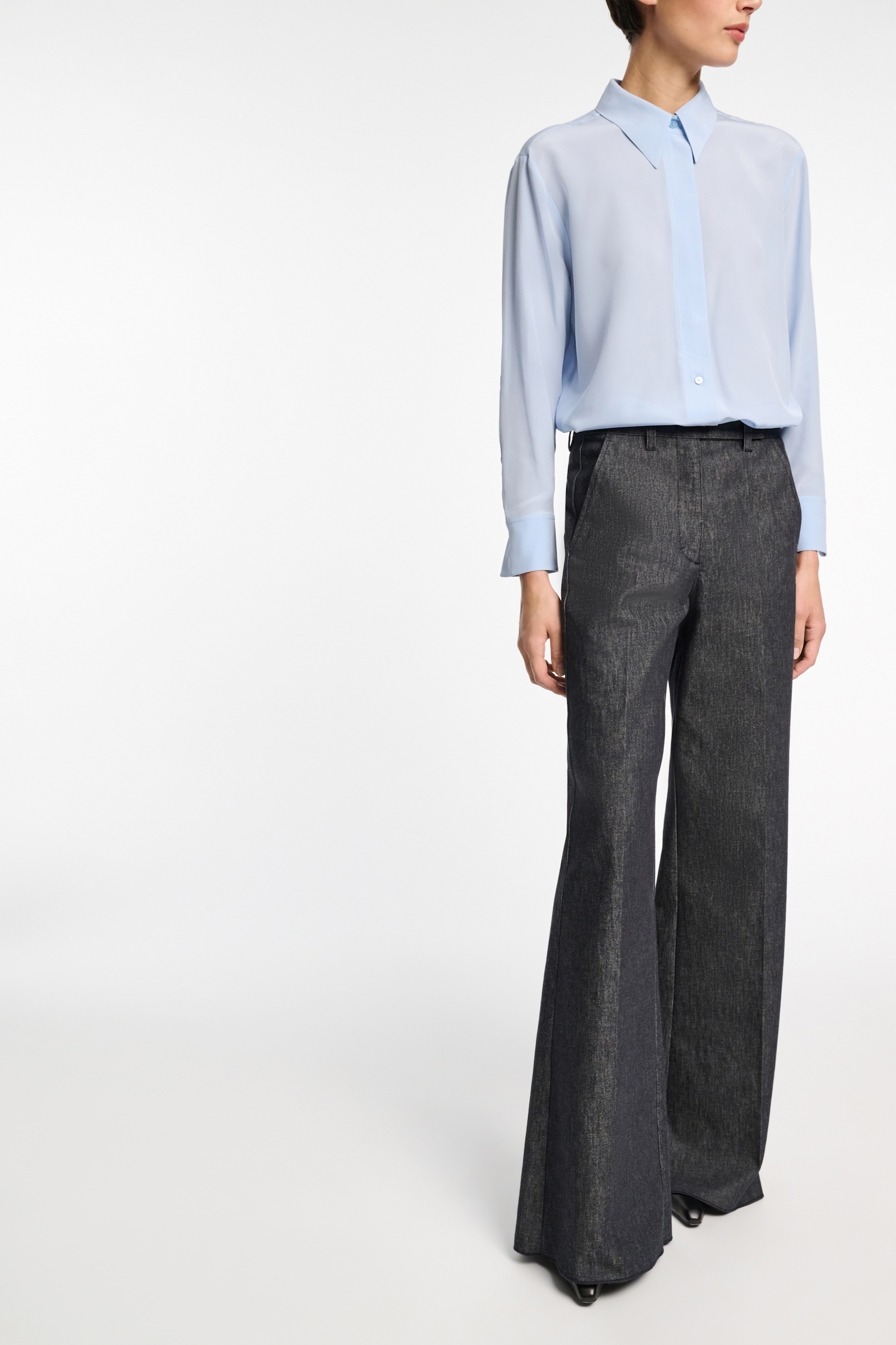 Dorothee Schumacher Seidenbluse aus Crêpe de Chine sky