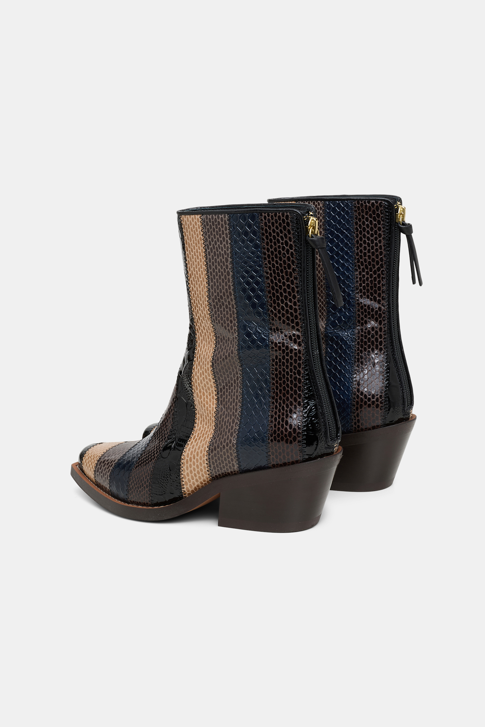 Dorothee Schumacher Gestreifte Western Boots im Patchwork-Look beige brown patch