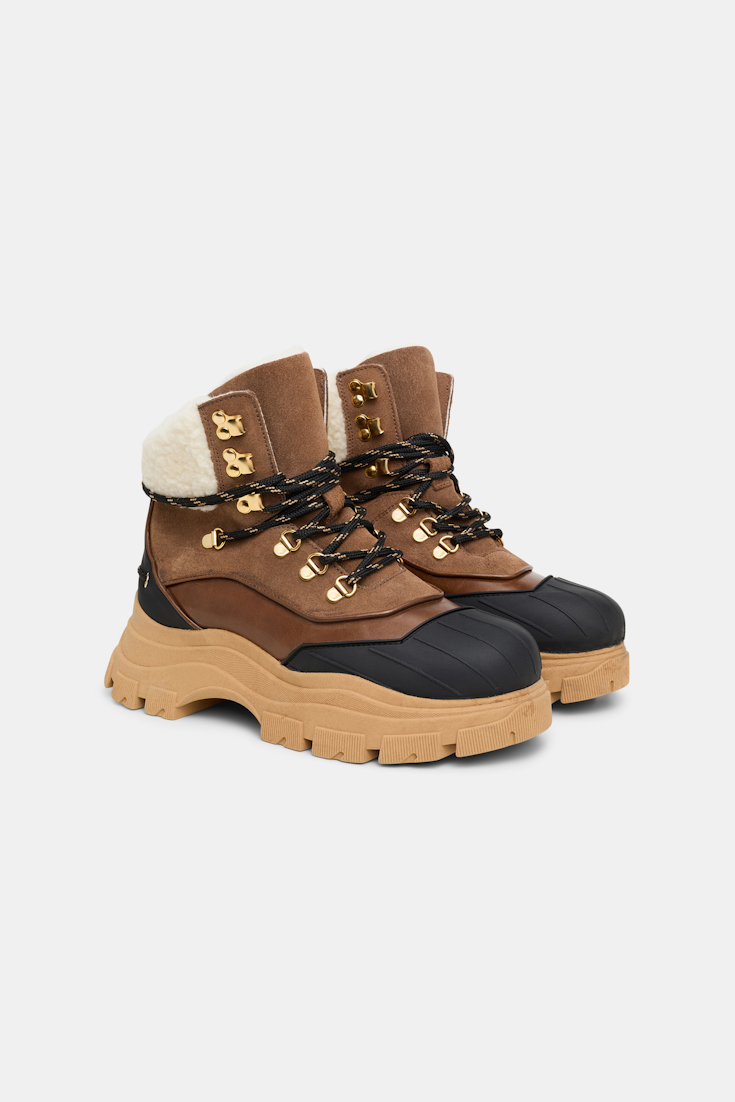 Dorothee Schumacher Gefütterte Boots mit chunky Sohle hazelnut brown