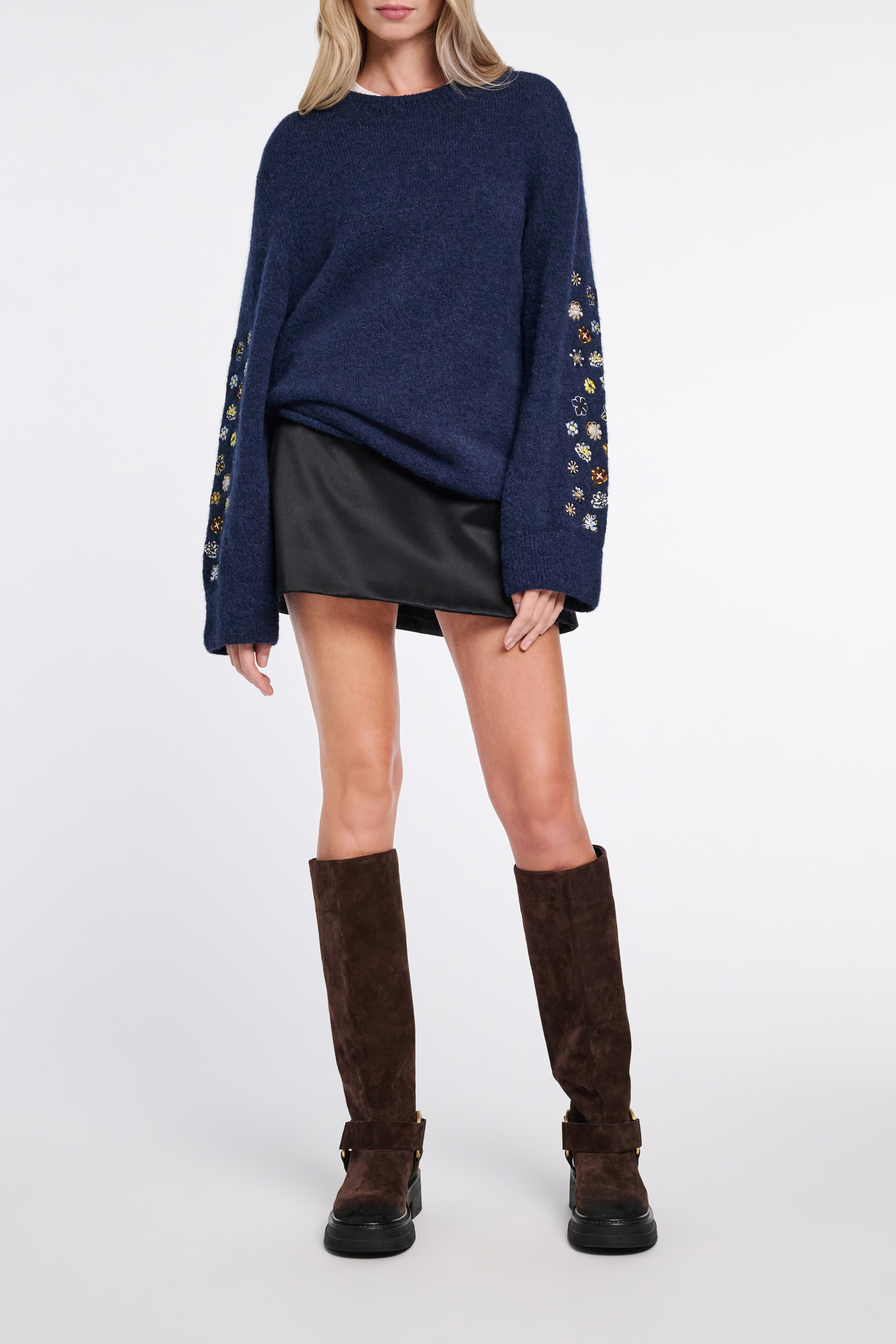 KNEE HIGH BOOTS
