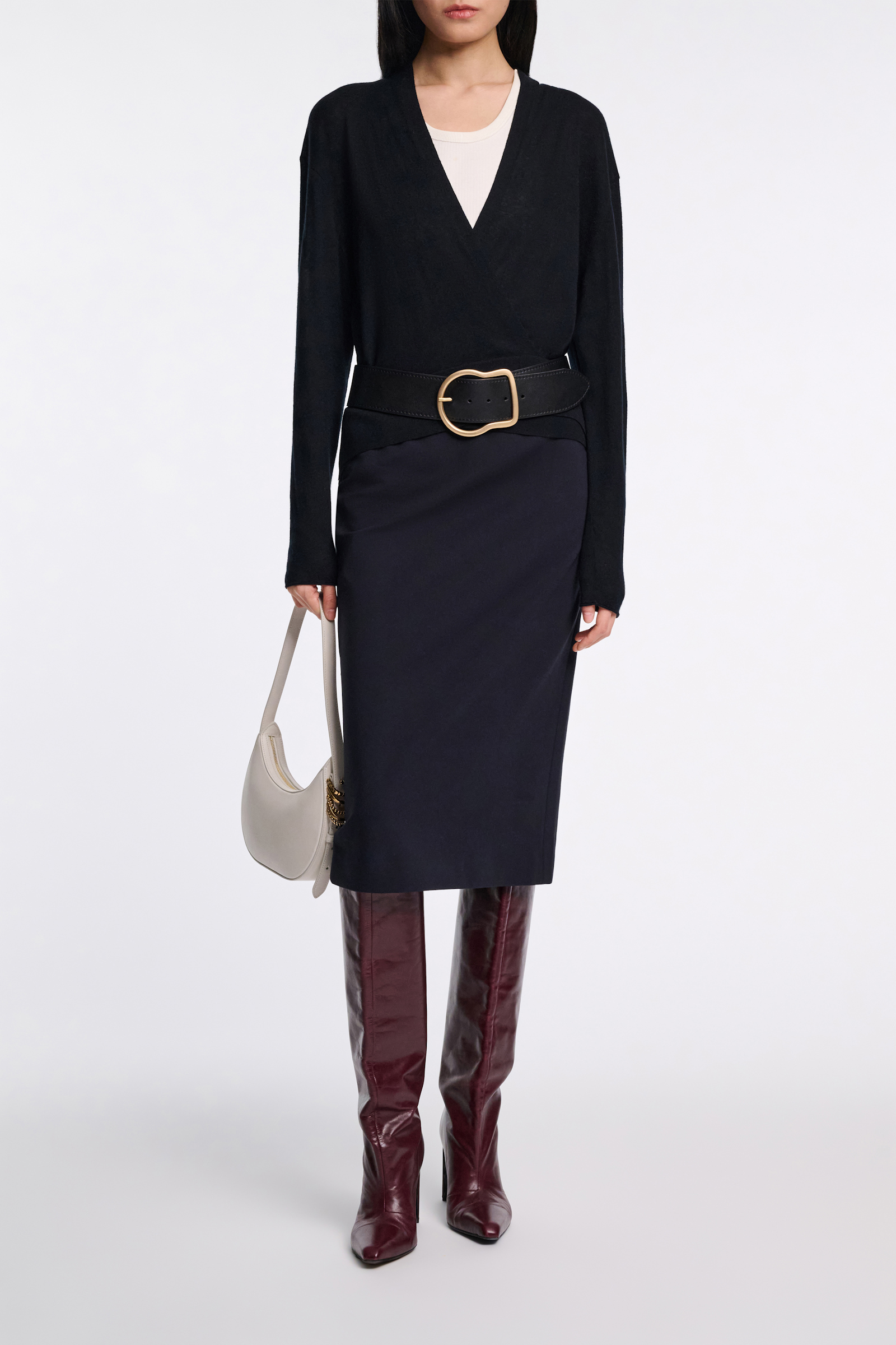 Dorothee Schumacher Wool-cashmere pullover with overlap hem pure black