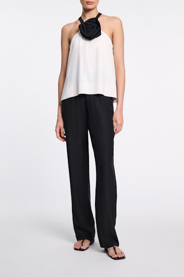 Dorothee Schumacher Top with removable rose pure white