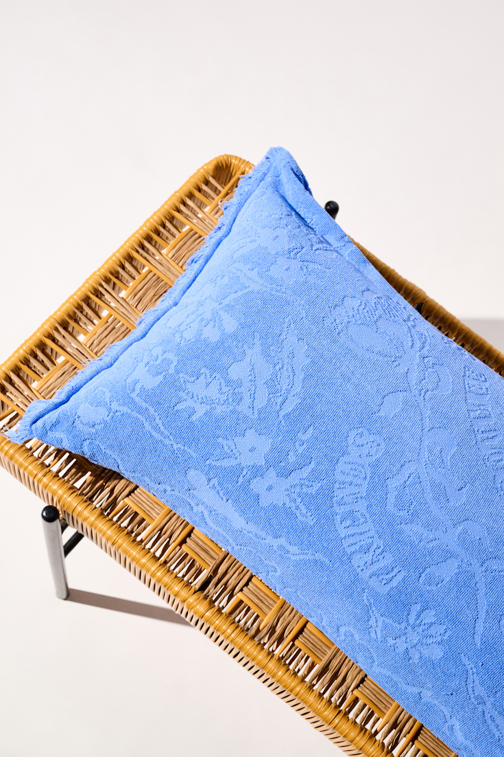 Dorothee Schumacher Kissen mit floralem Muster light cornflower