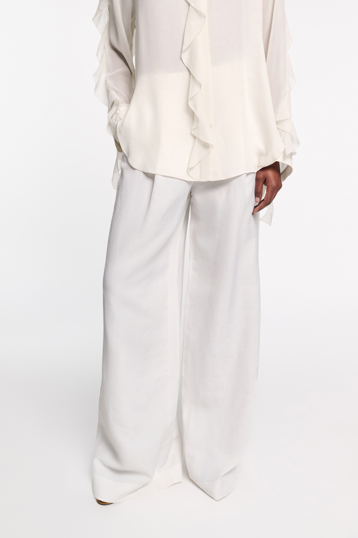 Dorothee Schumacher Hosen mit weitem Bein aus technischem Leinen pure white