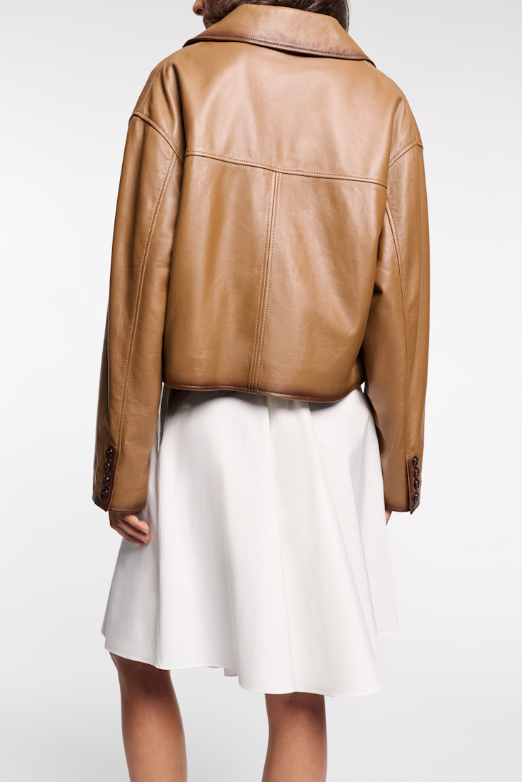 Dorothee Schumacher Verkürzter Blazer aus Lammleder tobacco