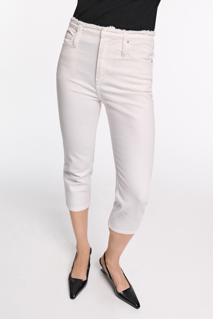 Dorothee Schumacher Fitted capri jeans with frayed waist pure white