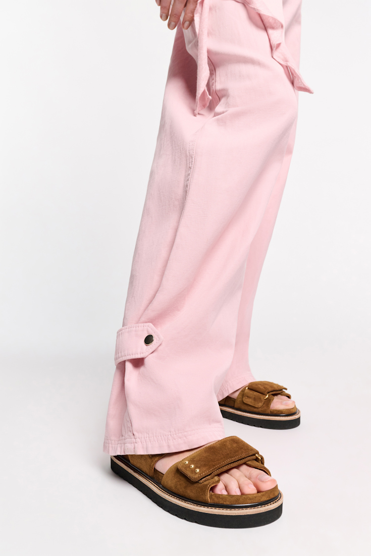 Dorothee Schumacher Pants with slight O-silhouette milky rose