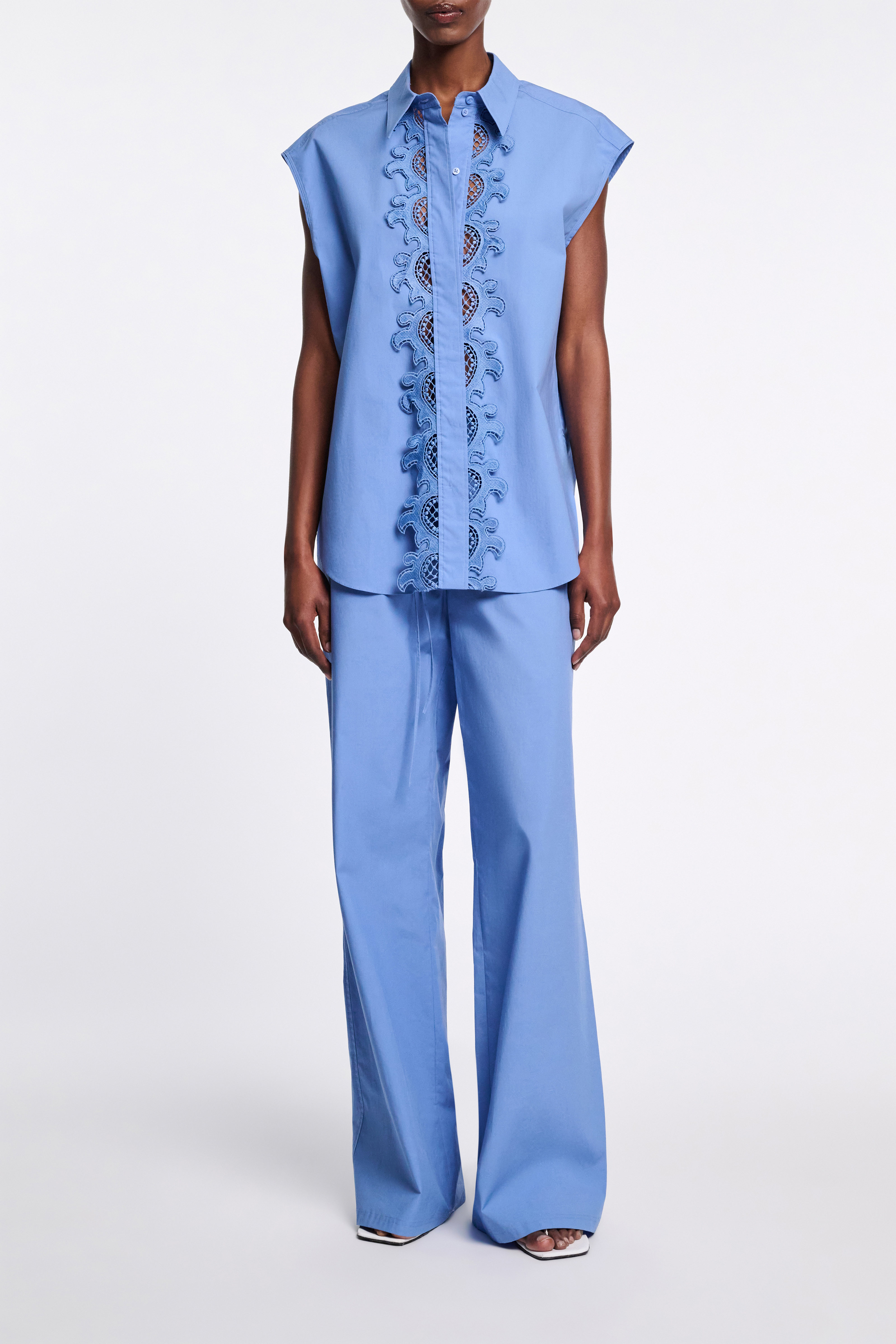 Dorothee Schumacher Sleeveless cotton poplin shirt with