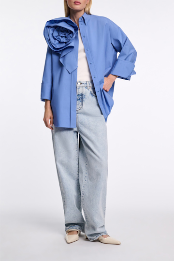 Dorothee Schumacher Cotton poplin shirt with XL flower azure blue