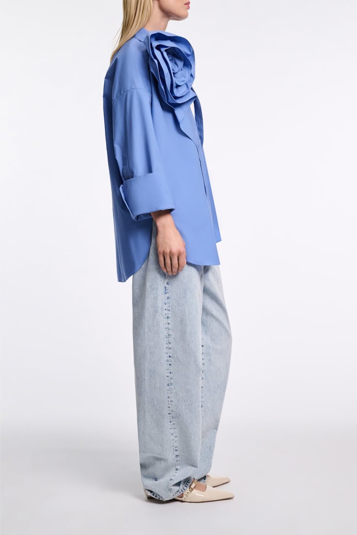 Dorothee Schumacher Cotton poplin shirt with XL flower azure blue