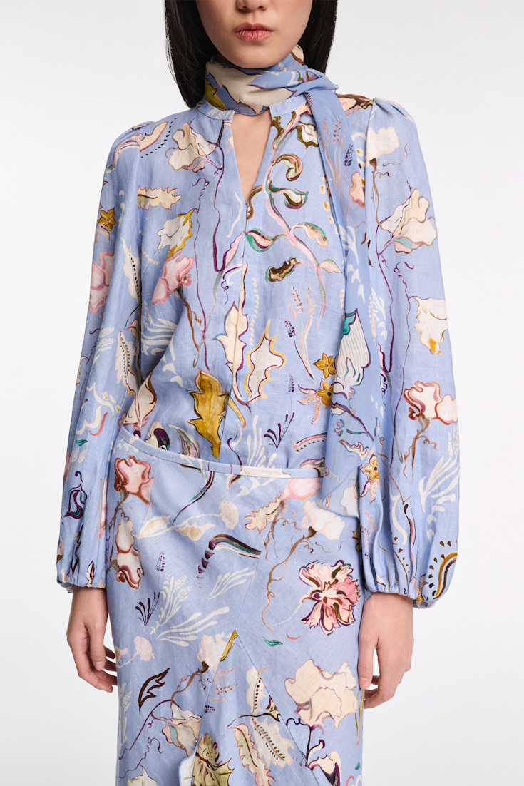 Dorothee Schumacher Bluse aus Leinen mit Signature-Print wicked flower blue