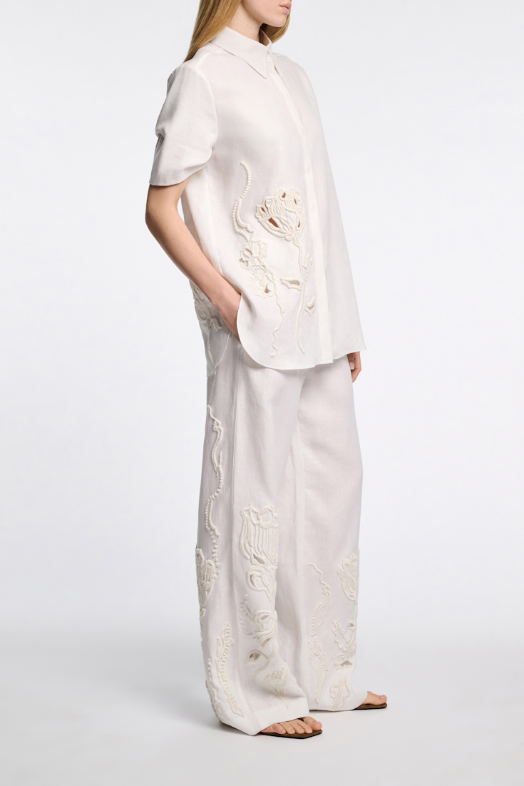 Dorothee Schumacher Hose aus besticktem Leinen camellia white