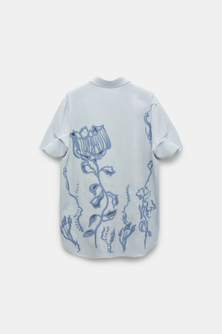 Dorothee Schumacher Linen shirt with decorative embroidery whispering blue