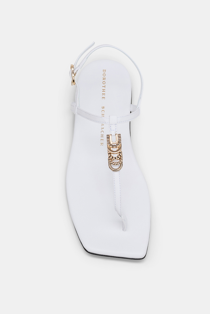 Dorothee Schumacher Flache Sandalen mit T-Strap pure white
