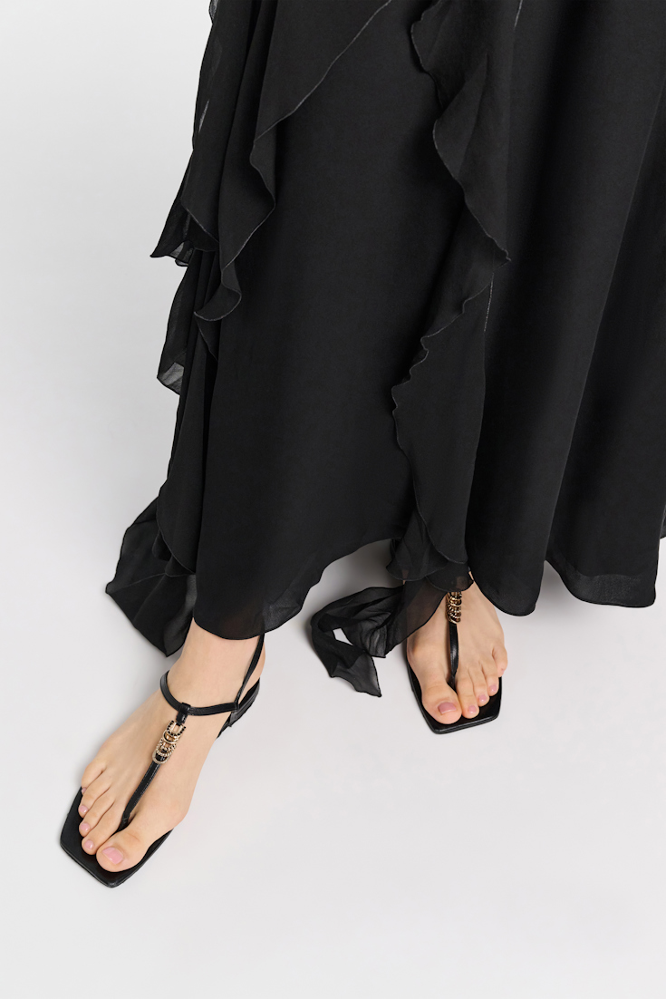 Dorothee Schumacher Flache Sandalen mit T-Strap pure black