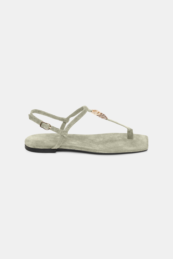 Dorothee Schumacher Flache Sandalen mit T-Strap soft green