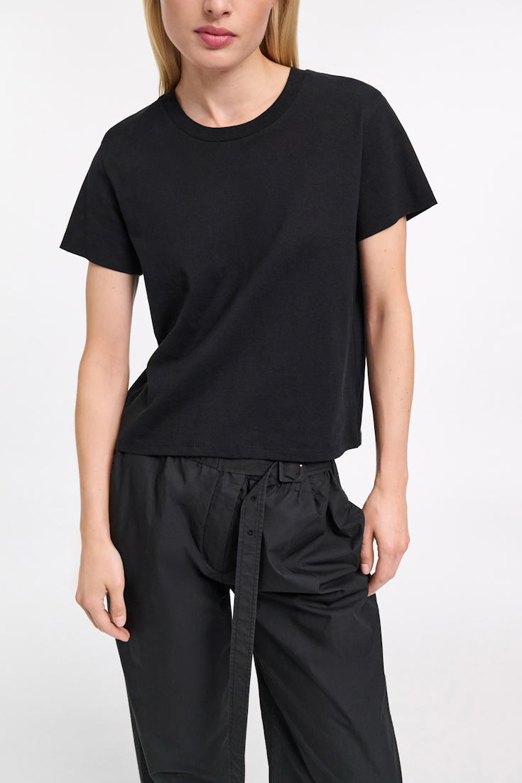 Dorothee Schumacher T-shirt with satin bows on the back pure black