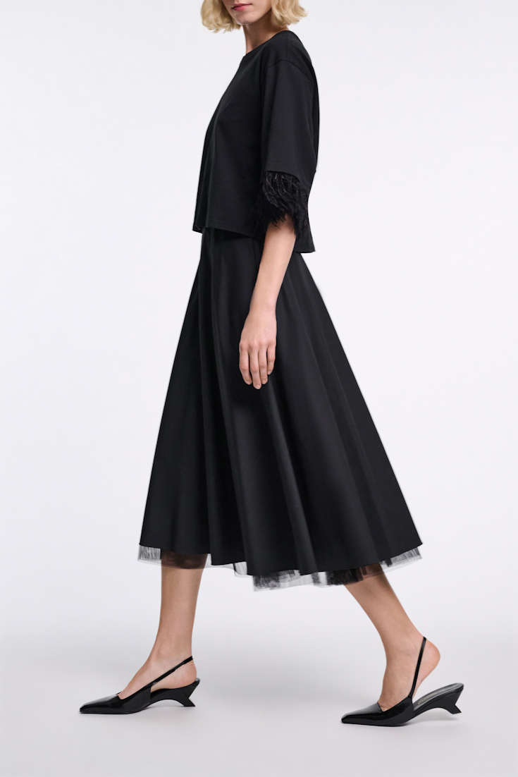 Dorothee Schumacher Boxy T-shirt with ostrich feather cuffs pure black