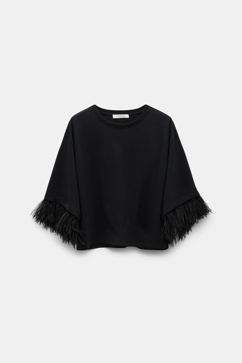 Dorothee Schumacher Boxy T-shirt With Ostrich Feather Cuffs