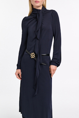 Dorothee Schumacher Kleid aus fließendem Crêpe-Jersey mit Volant dark navy