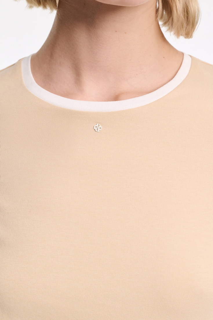 Dorothee Schumacher T-shirt with D-rose embellishment baby camel