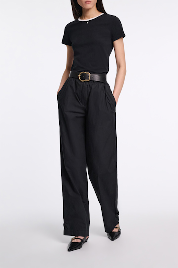 Dorothee Schumacher T-shirt with D-rose embellishment pure black