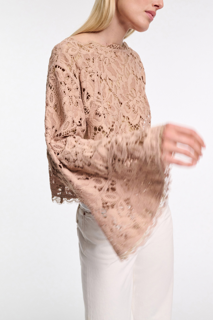 Dorothee Schumacher Verkürzte Bluse aus Spitze burnt tan