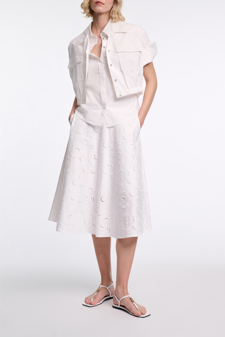 Dorothee Schumacher Cropped, short sleeve blouse in cotton poplin pure white