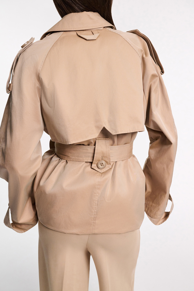 Dorothee Schumacher Trench coat with adjustable hemline trench