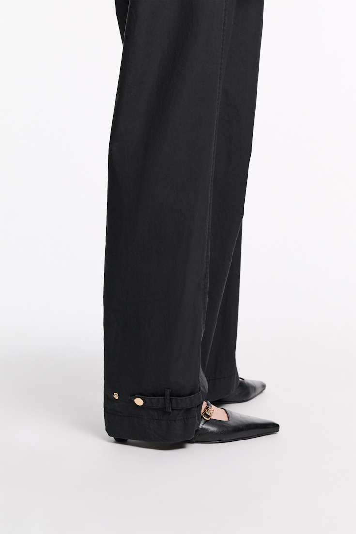 Dorothee Schumacher Lightweight cotton pants pure black