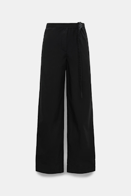 Dorothee Schumacher Hose aus leichter Baumwolle mit Gürtel-Detail pure black