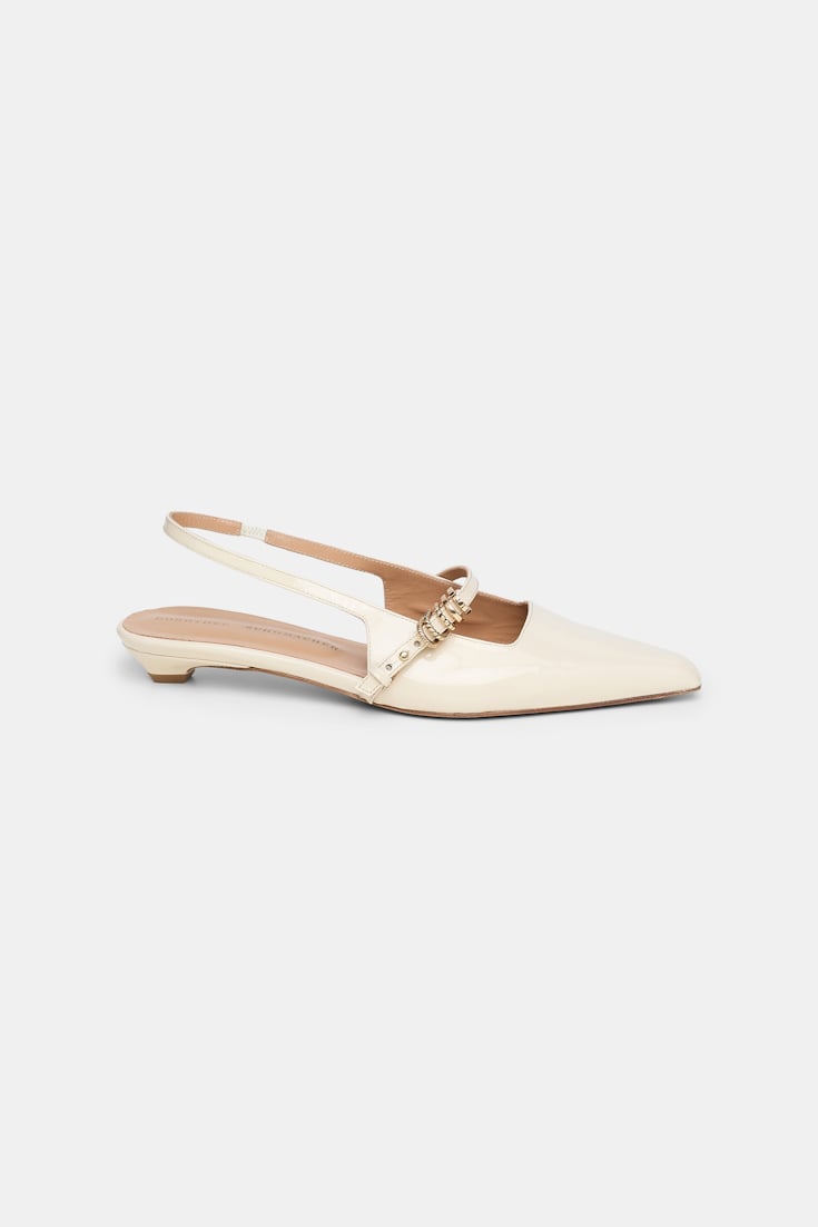 Dorothee Schumacher Patent leather slingbacks ivory