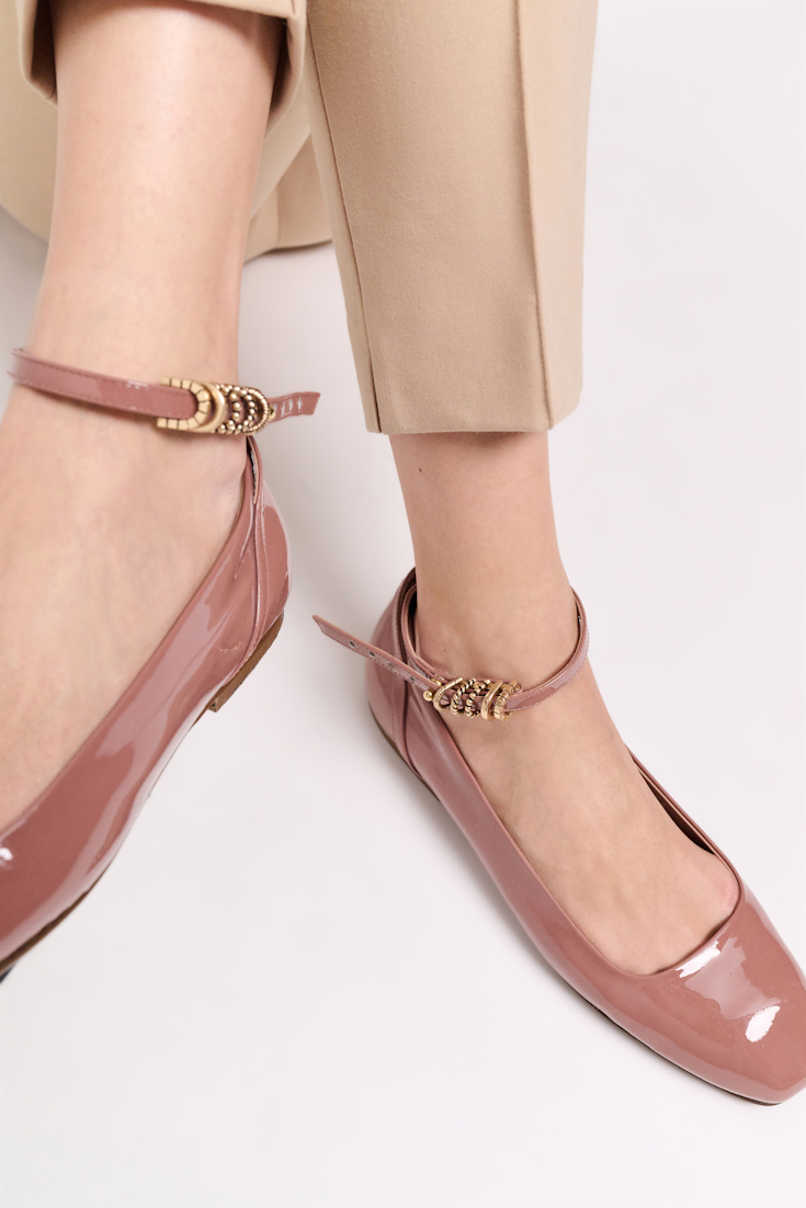 Dorothee Schumacher Patent leather ballerinas with ankle strap copper