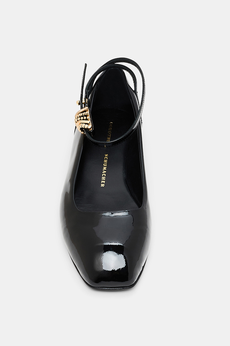 Dorothee Schumacher Patent leather ballerinas with ankle strap pure black