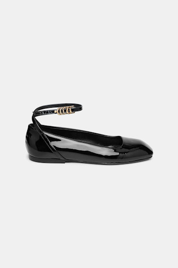 Dorothee Schumacher Patent leather ballerinas with ankle strap pure black