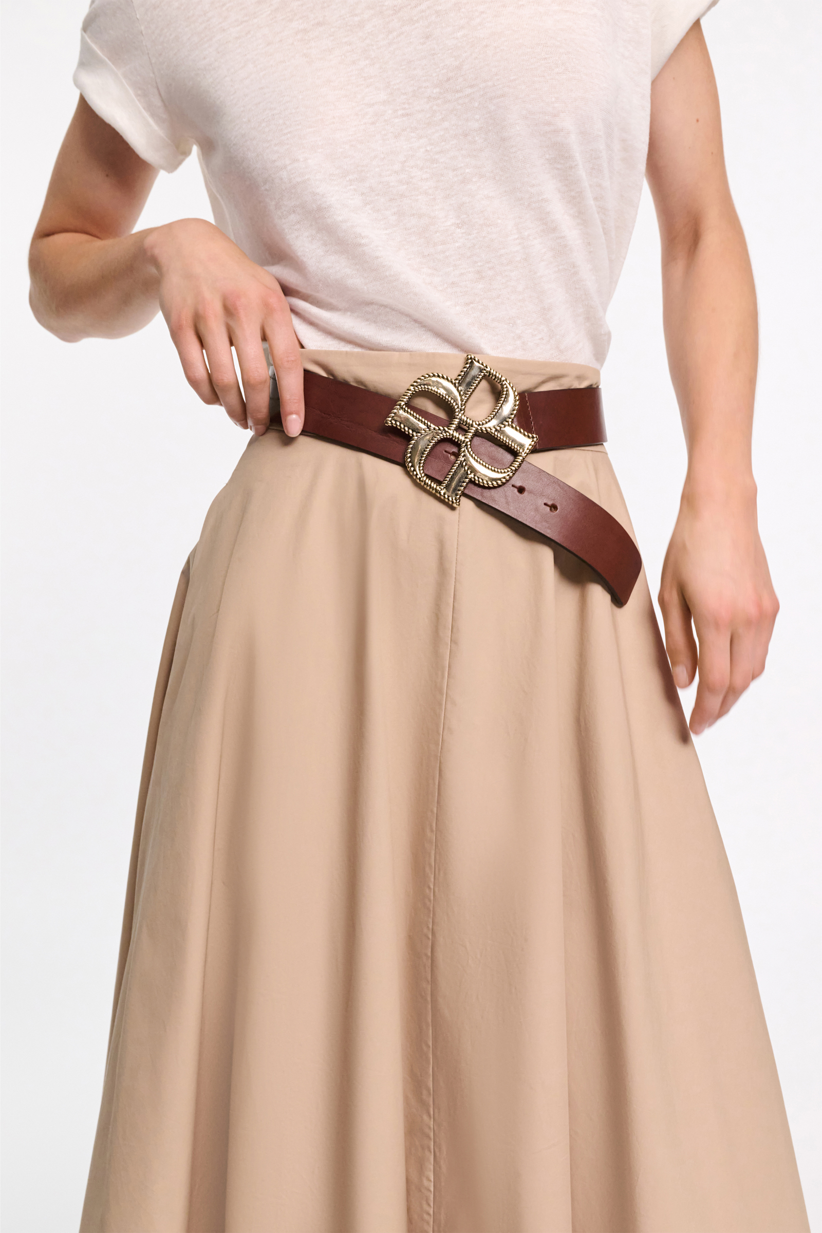 Dorothee Schumacher Wide pebbled leather belt with D-rose buckle dark chocolate