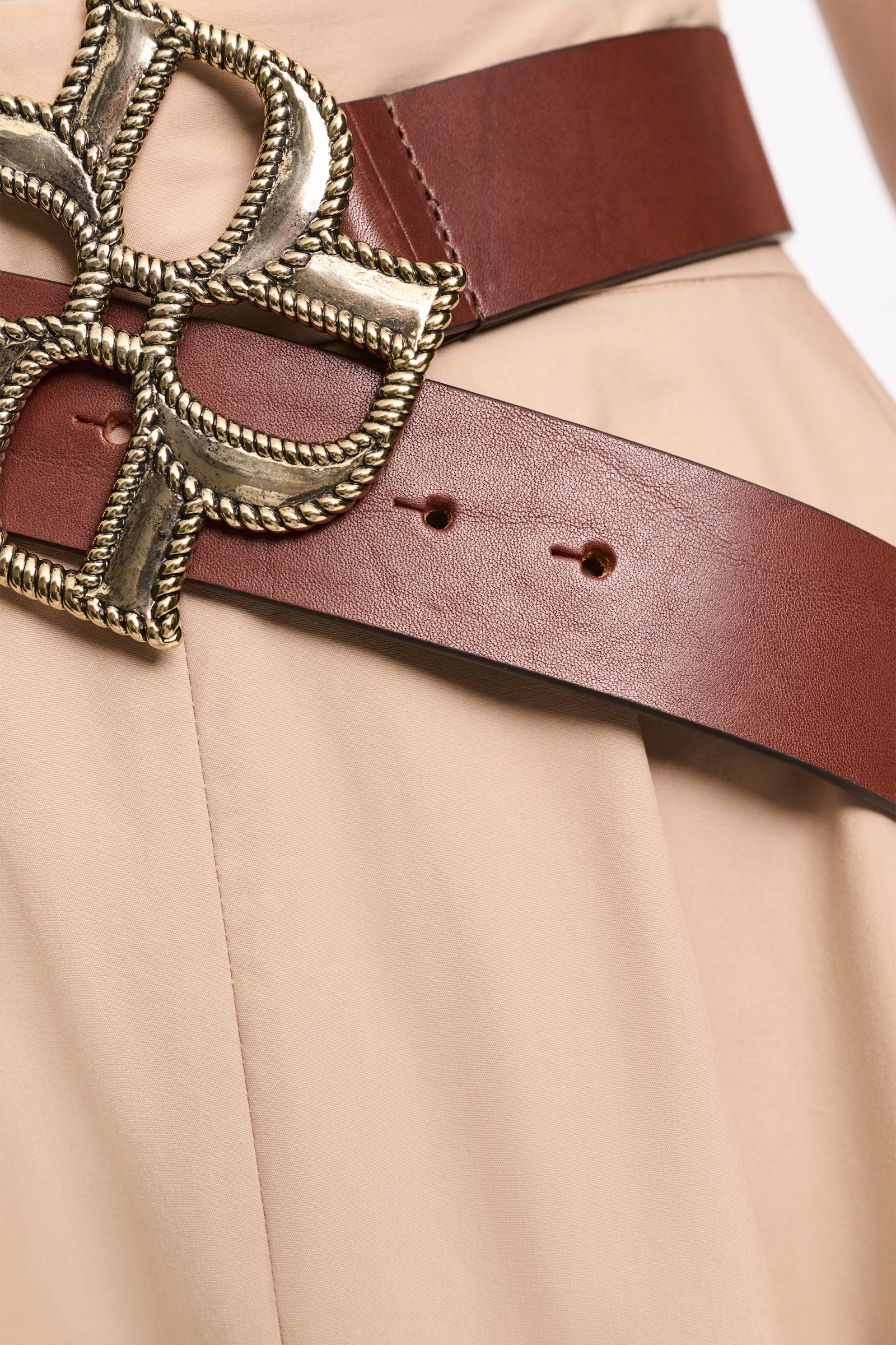 Dorothee Schumacher Wide pebbled leather belt with D-rose buckle dark chocolate