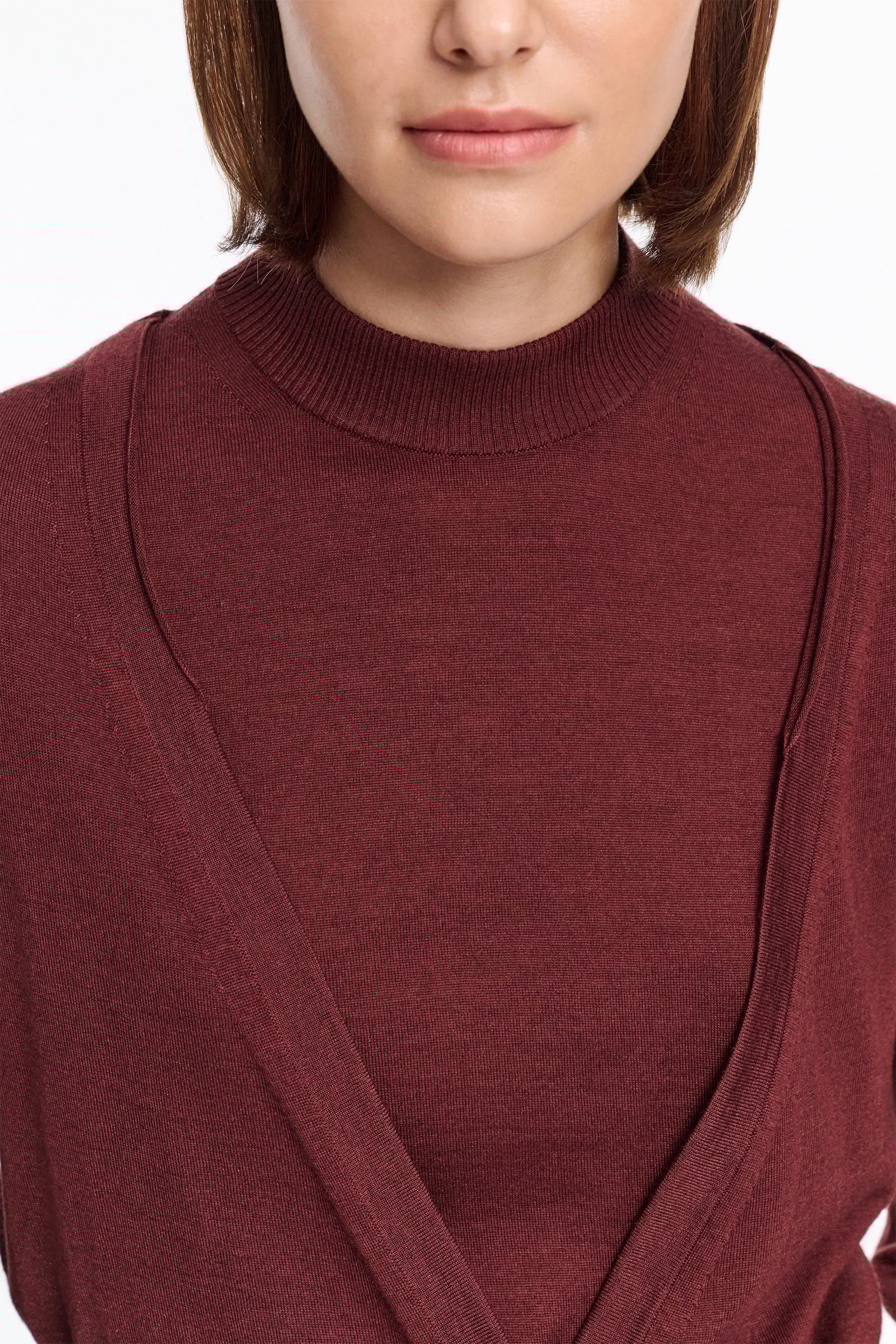 Dorothee Schumacher V-Neck Cardigan aus Merino und Seide deep redbrown