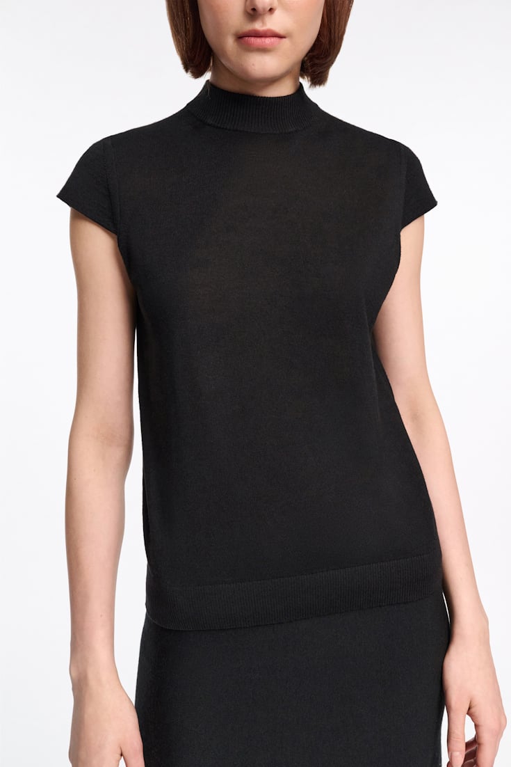 Dorothee Schumacher Pullover aus Merino und Seide mit Stehkragen pure black