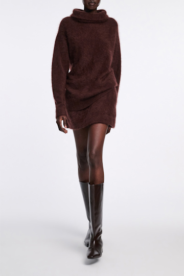 Dorothee Schumacher Fluffy Rollkragenpullover aus Merino und Kaschmir dark chocolate