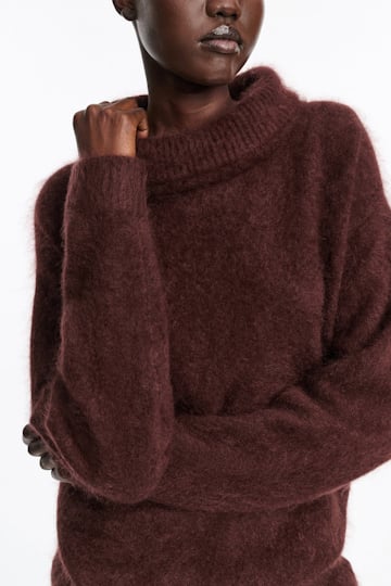 Dorothee Schumacher Fluffy Rollkragenpullover aus Merino und Kaschmir dark chocolate