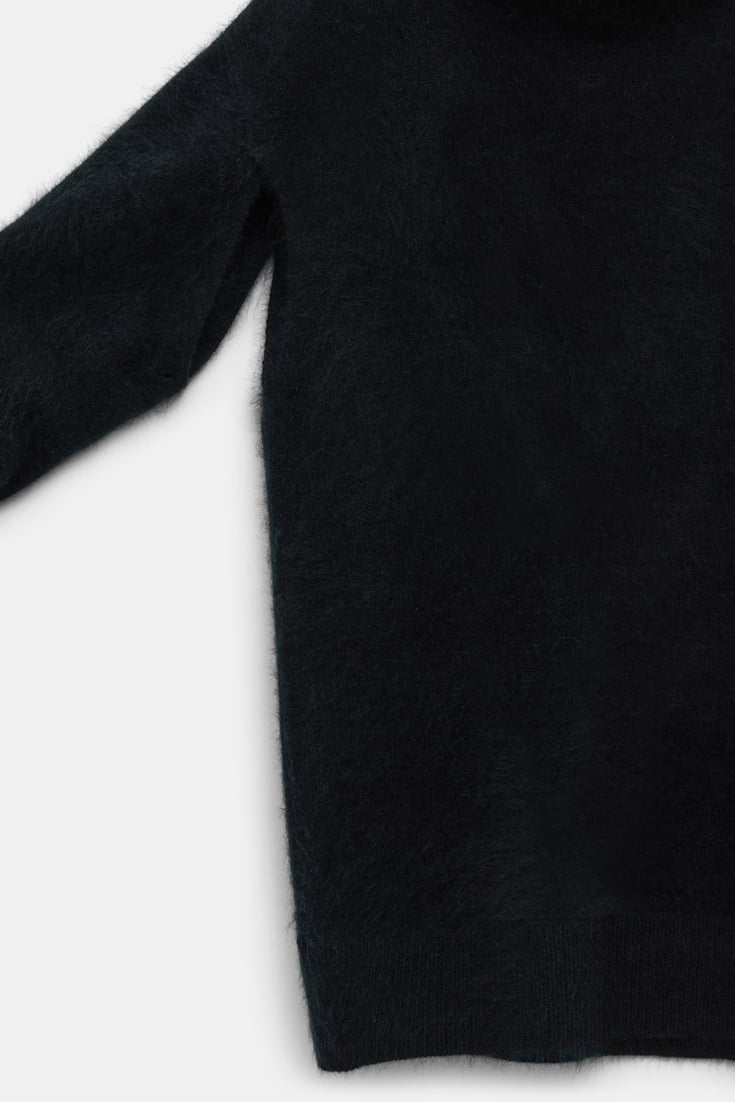 Dorothee Schumacher Fluffy Rollkragenpullover aus Merino und Kaschmir pure black