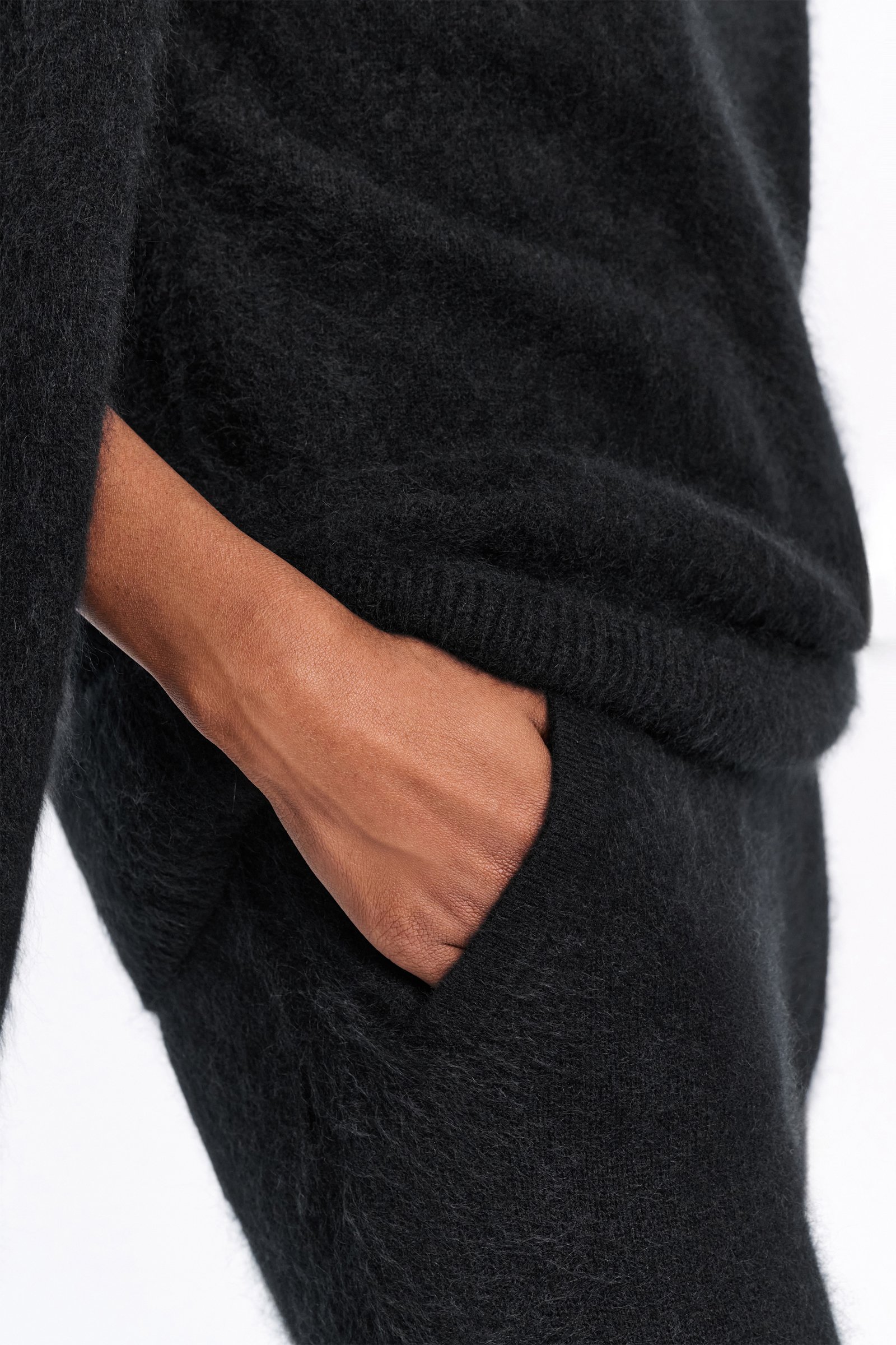 Dorothee Schumacher Fluffy Hose aus Merino und Kaschmir pure black