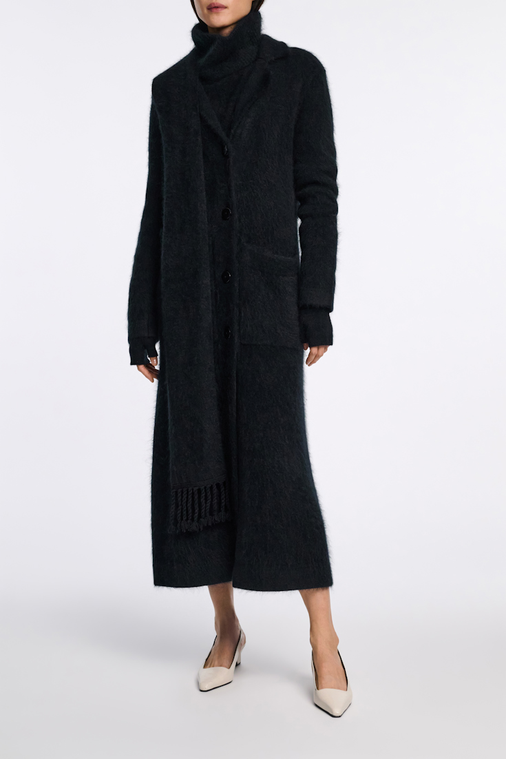 Dorothee Schumacher Virgin Merino-cashmere coat pure black