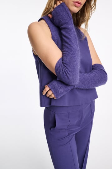 Dorothee Schumacher Fluffy Handschuhe aus Merino und Kaschmir lavendel night
