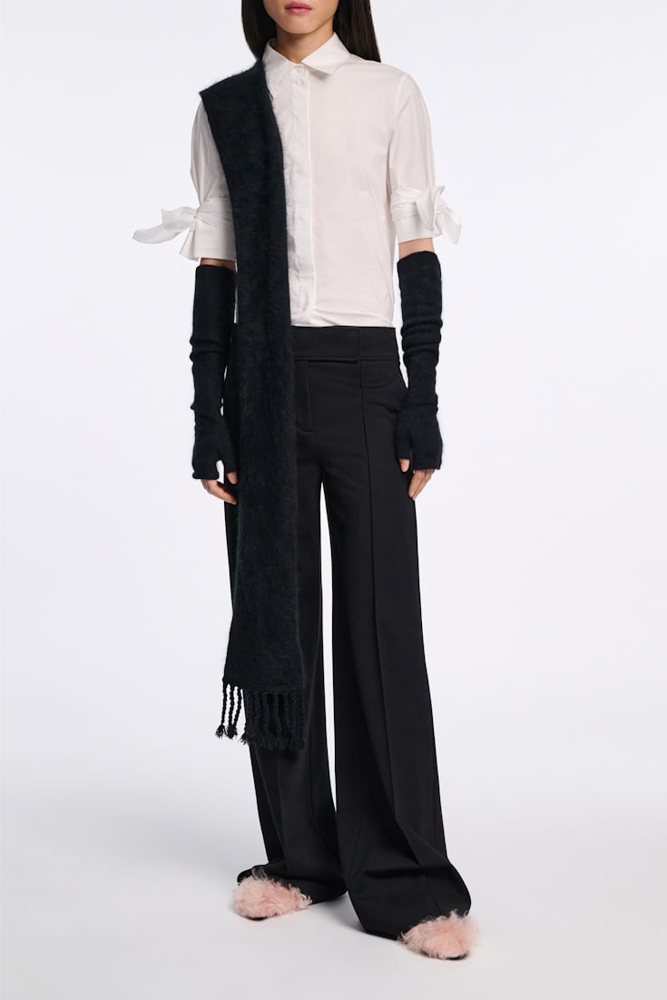 Dorothee Schumacher Fluffy Handschuhe aus Merino und Kaschmir pure black