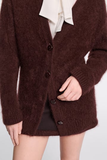Dorothee Schumacher Fluffy Cardigan mit V-Ausschnitt dark chocolate